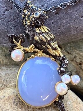 Lavender Chalcedony Parrot Sterling & 14 kt Pendant/Broach